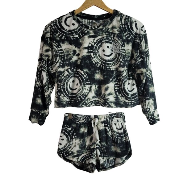 Justice Pajama Set Black White Small Long Sleeve Top PullOn Shorts TieDye Smiley - Picture 1 of 10